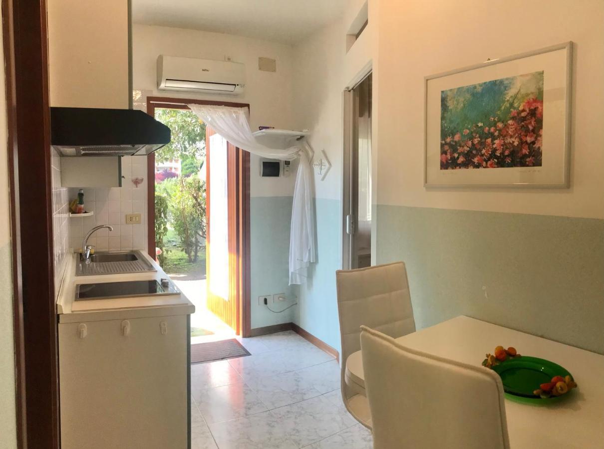 Villaggio Le Ginestre Bibione Eksteriør billede