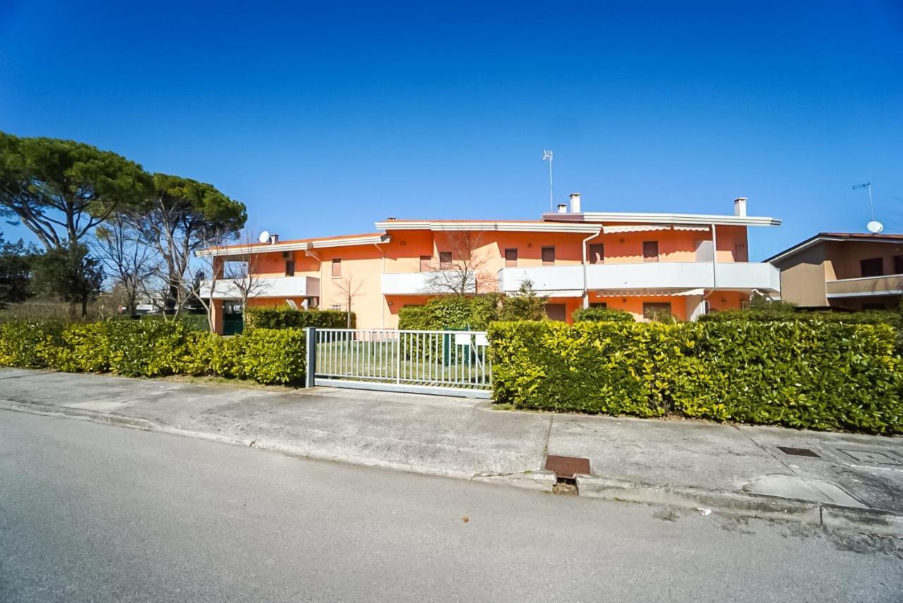 Villaggio Le Ginestre Bibione Eksteriør billede